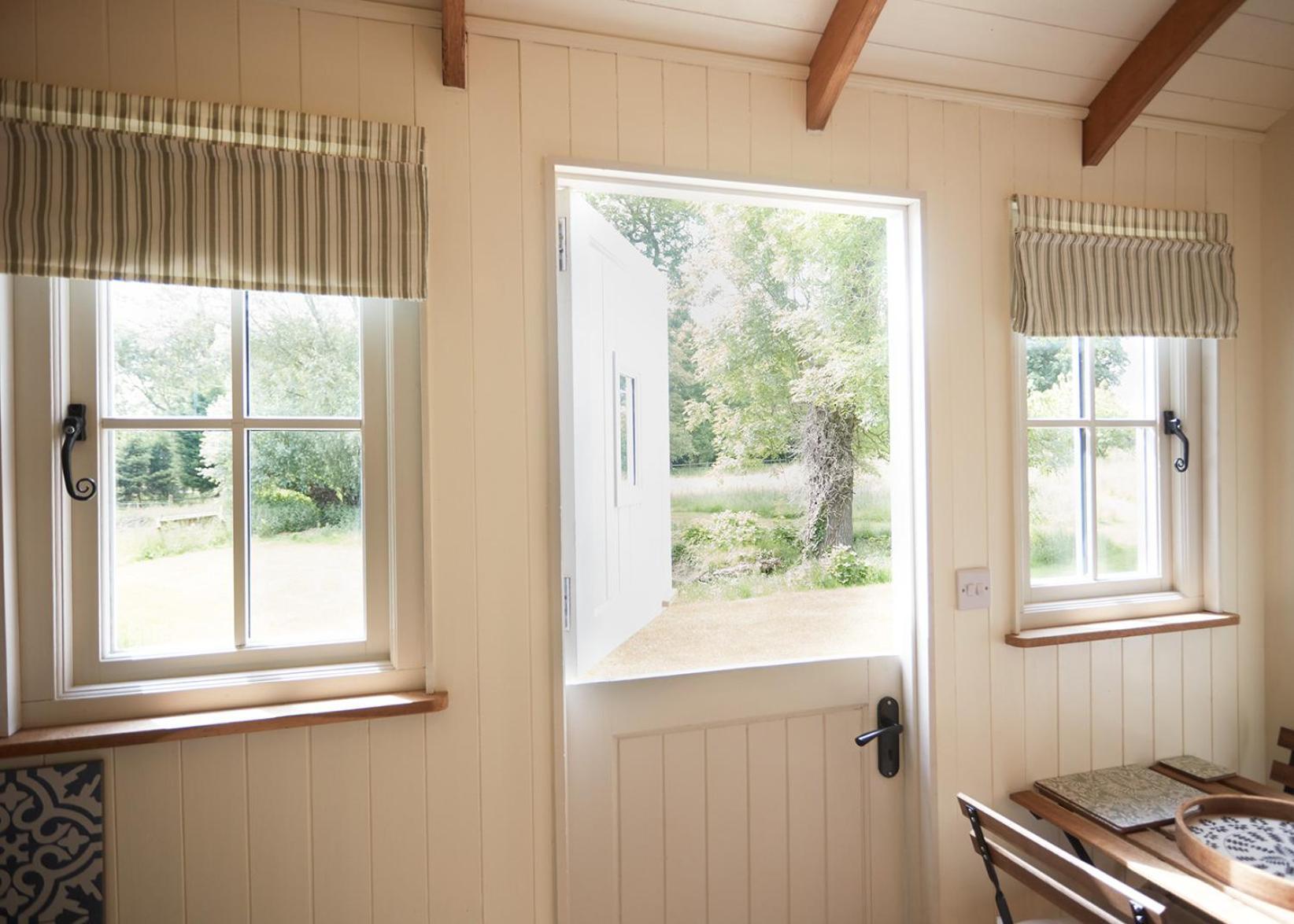 Puddle-Duck View - Turvey Villa Exterior photo