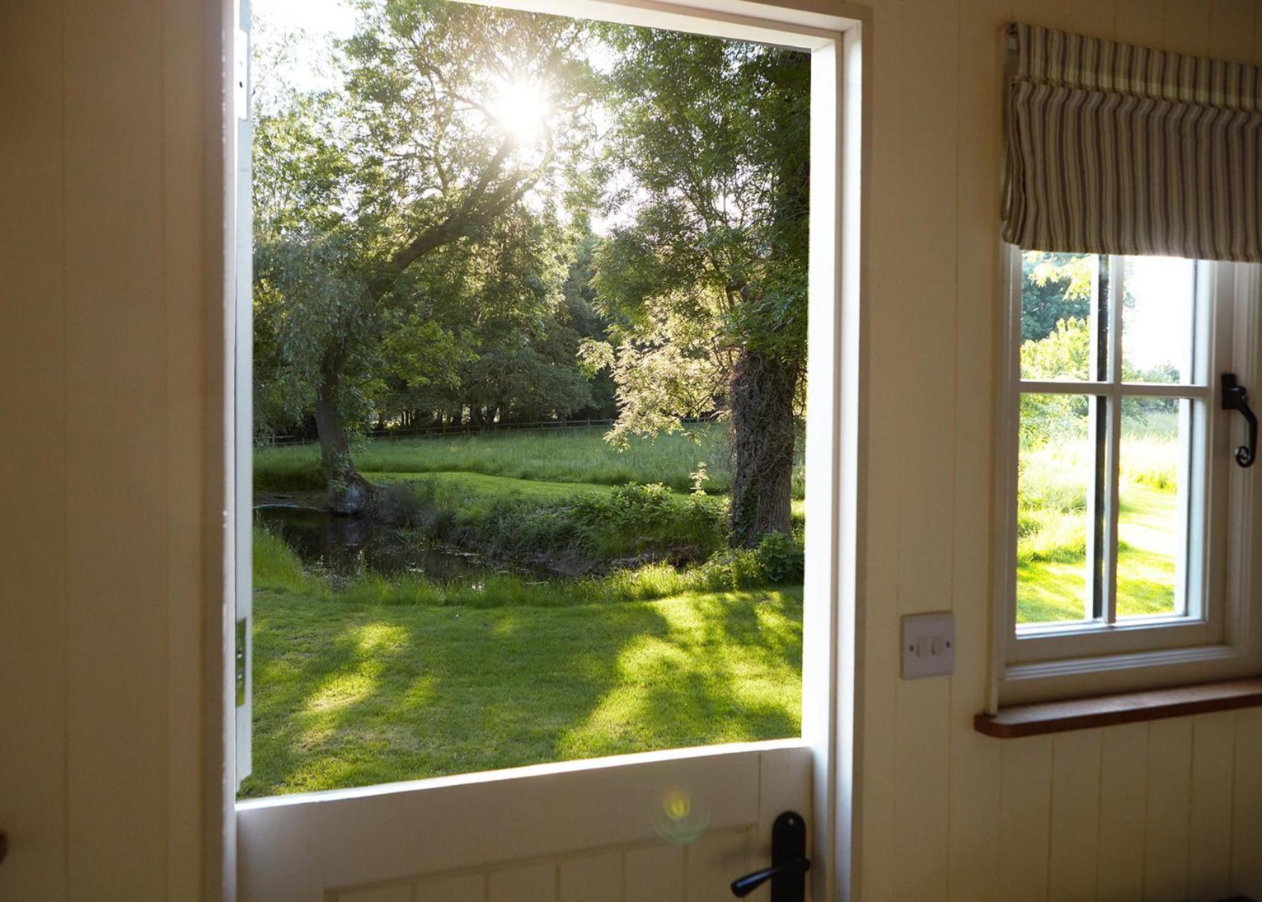 Puddle-Duck View - Turvey Villa Exterior photo